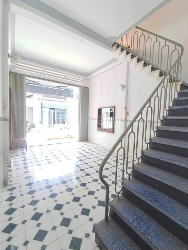 Bán nhà mặt tiền Võ Văn Tần, 62m2, 2PN, Quy Nhơn