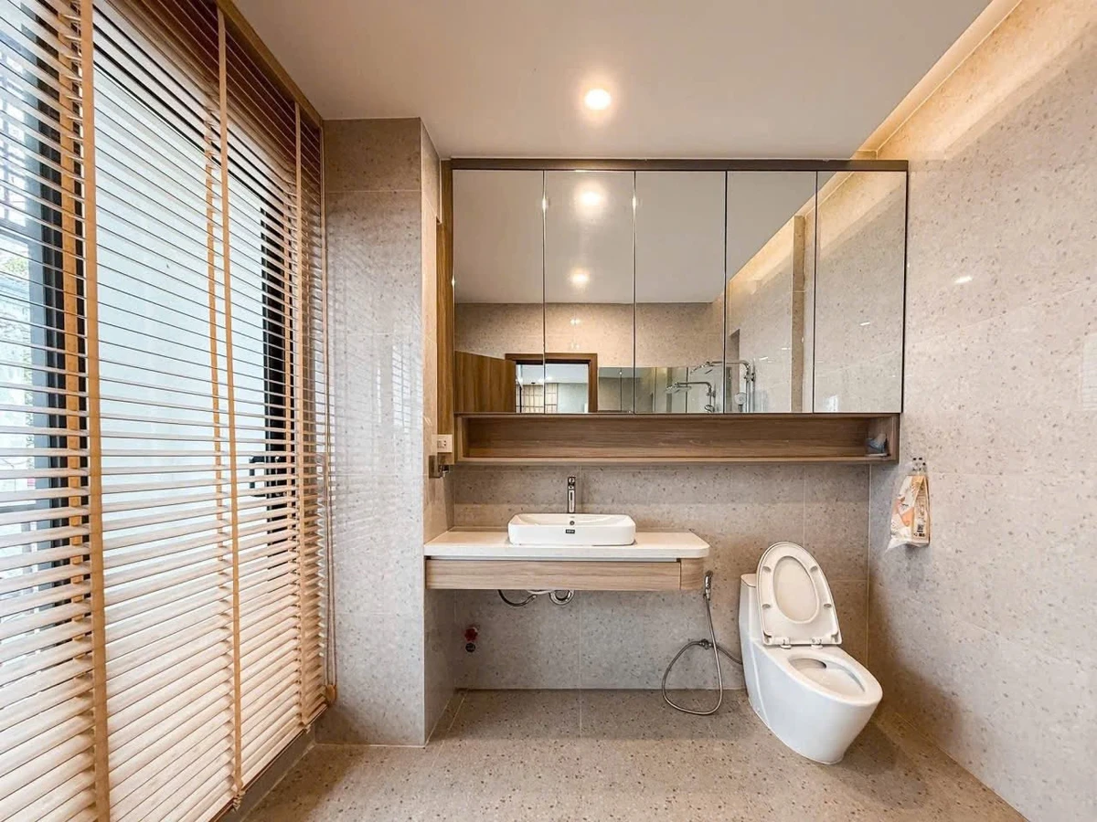 Bán nhà Quận 10, 57m2, 3 tầng, sân thượng, 8.999 tỷ - Ảnh thu nhỏ 3