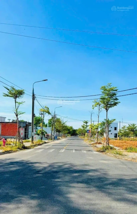 Bán đất chính chủ đẹp phù hợp để ở và kinh doanh khu dân cư đông đúc, gần trường học, đường quốc lộ - Ảnh thu nhỏ 3