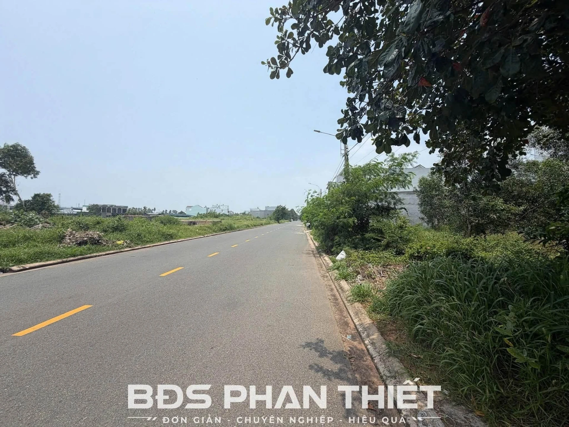 Bán đất mặt tiền Đào Duy Từ, Phú Thủy 115m2 thổ cư có nhà kho, giá 3,8 tỷ - Ảnh 1