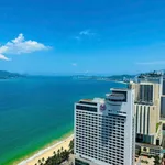 Sổ hồng lâu dài căn góc 2PN Gold Coast Nha Trang tòa Nam tầng cao view biển - Ảnh thu nhỏ 3