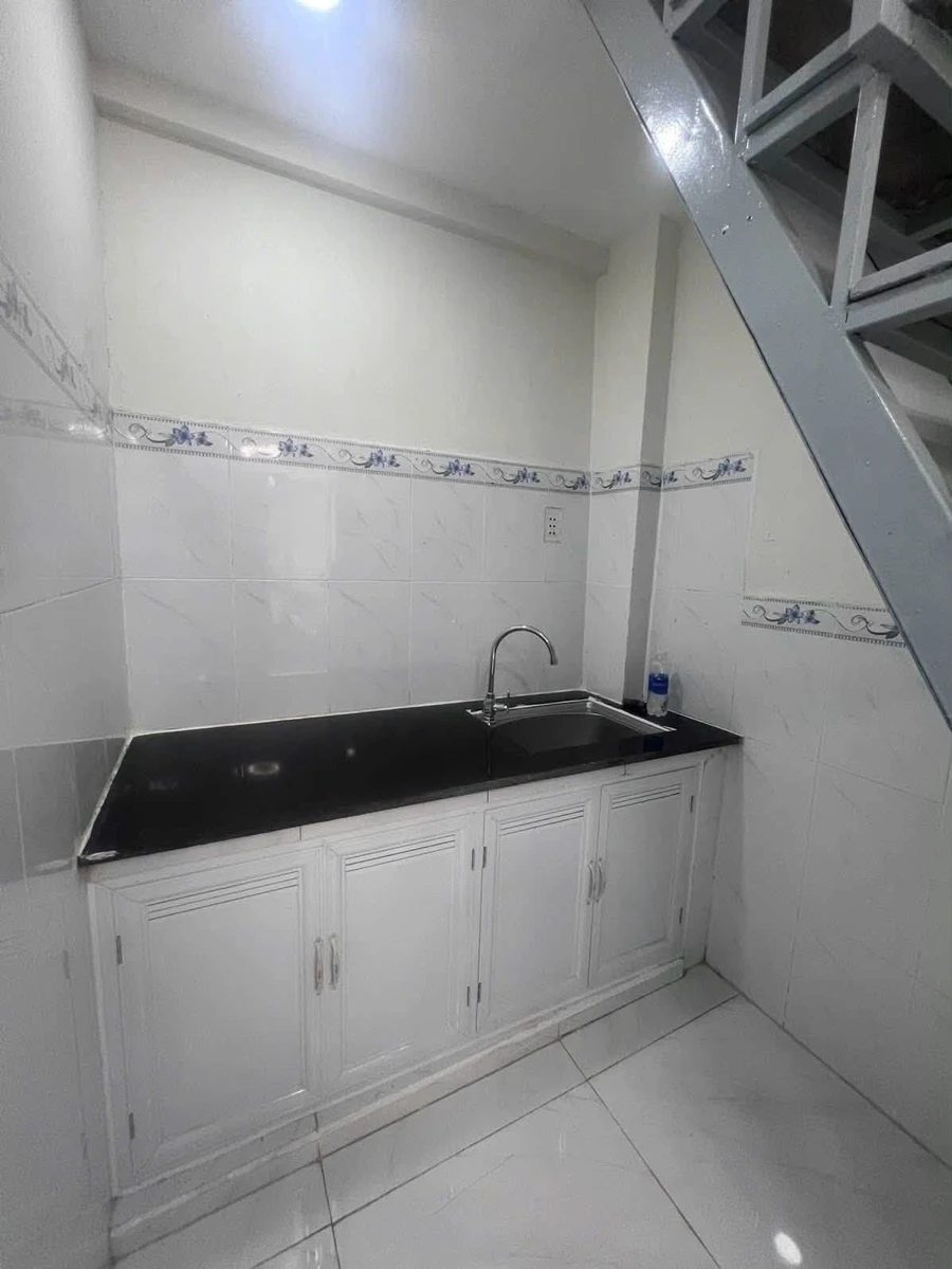 Bán nhà 25m2 mặt tiền Lê Đại Hành Quận 11, 2 phòng ngủ - Ảnh thu nhỏ 3