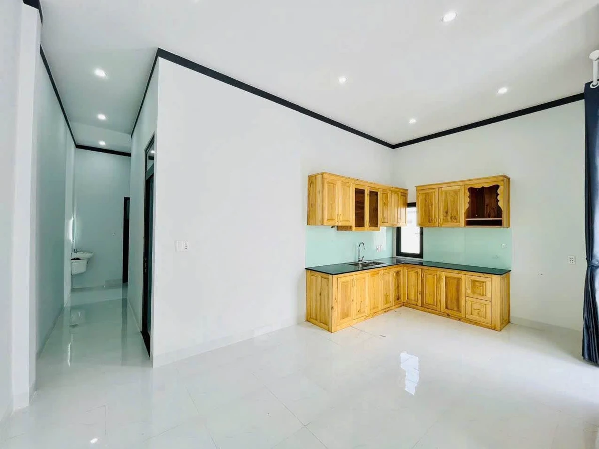 Bán nhà liền kề 2PN 112m² Xã Hoà Khánh 1 tỷ 280 triệu - Ảnh thu nhỏ 4