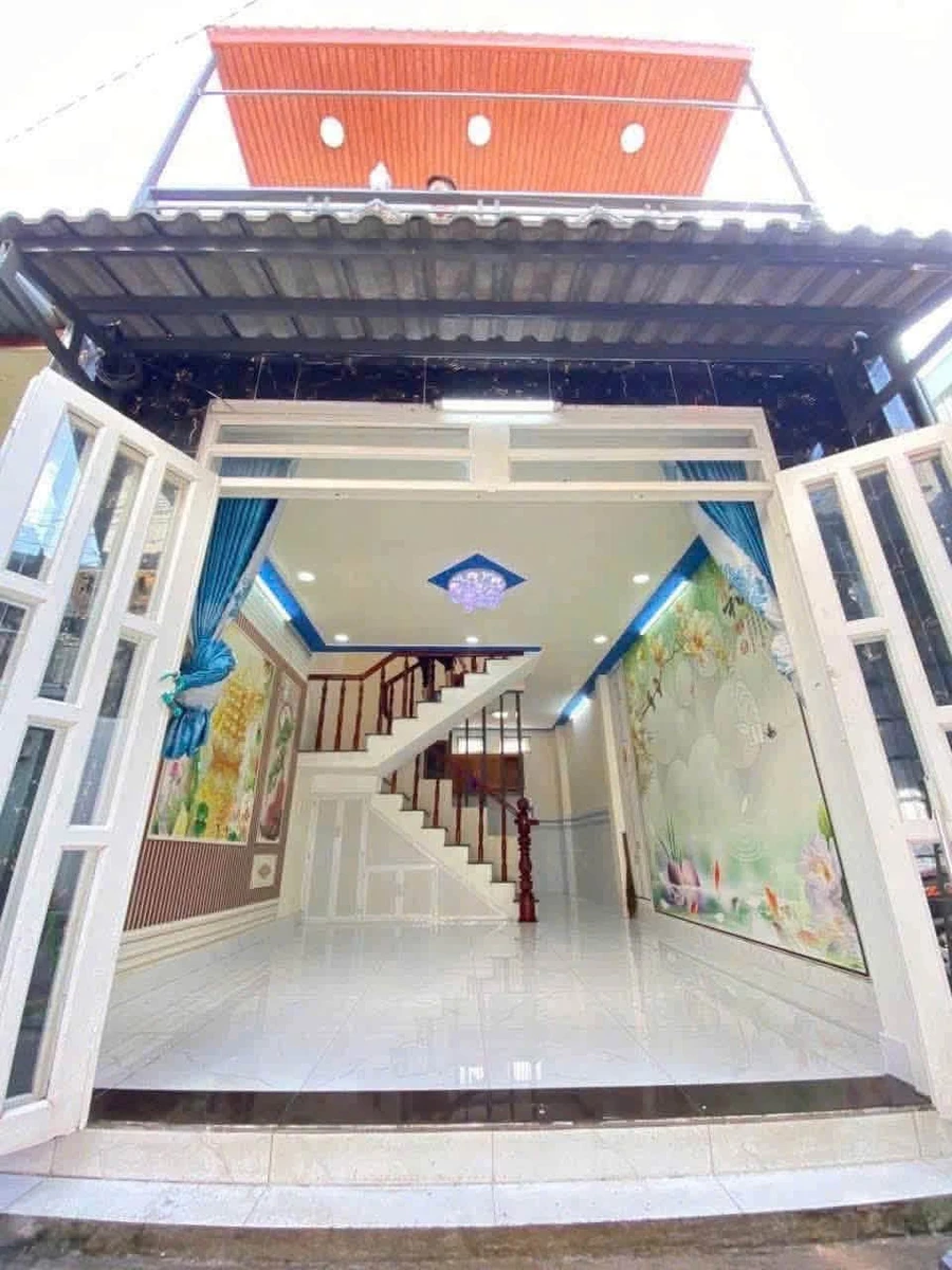Bán nhà trệt lầu 4x9m, 2PN 2WC, giá 1,45 tỷ tại Thới Tam Thôn, Hóc Môn - Ảnh 1