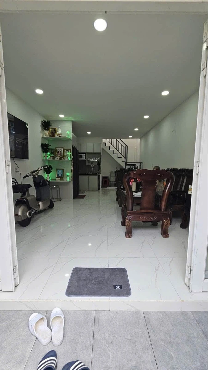 Bán nhà hẻm ô tô Nguyễn Sơn, Tân Phú 36m² 2 tầng 2PN giá 3,58 tỷ - Ảnh 1