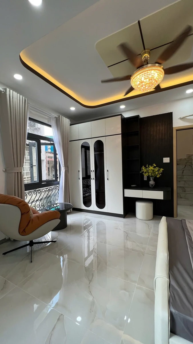 Bán nhà hẻm xe hơi Thành Thái Q10, 51m², 5PN, 12 tỷ - Ảnh thu nhỏ 2