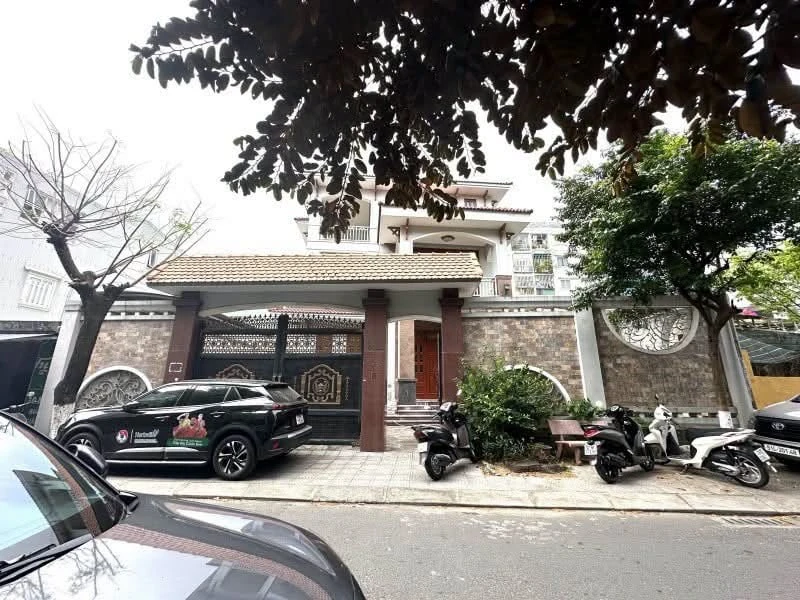 Bán biệt thự 3 tầng 461m² 7 phòng ngủ Hải Châu 42 tỷ - Ảnh thu nhỏ 5