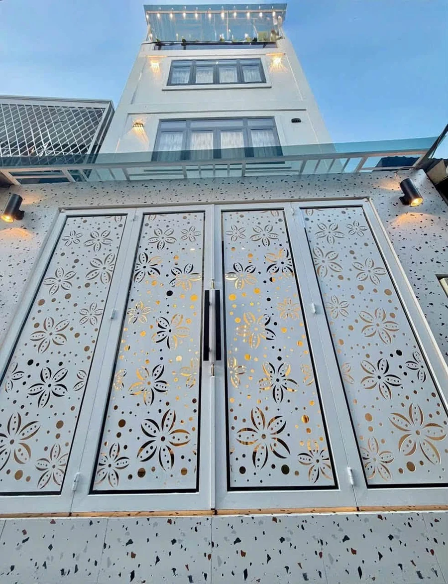 Bán nhà xây mới 45m² Nhà Bè 5 tỷ 590 - Ảnh 1