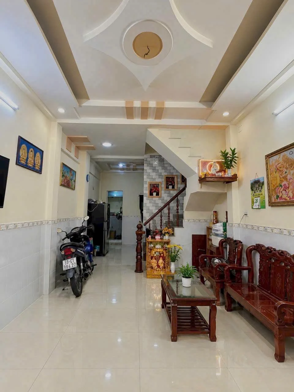 Bán nhà 3 tầng 4PN 3WC 36m² đường Mễ Cốc Q8 - Ảnh 1