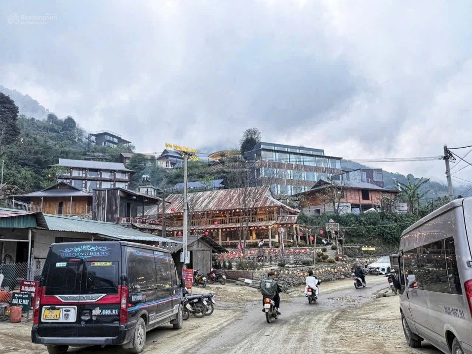 Bán đất trung tâm Tà Xùa, 2,25 tỷ, 250m2, mặt tiền rộng đẹp, tiện ích đầy đủ - Ảnh thu nhỏ 2