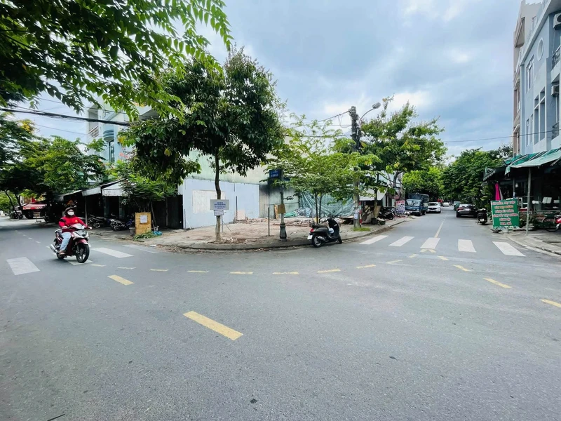 Bán lô đất 2 mặt tiền kinh doanh 115m2 Cù Chính Lan Thanh Khê