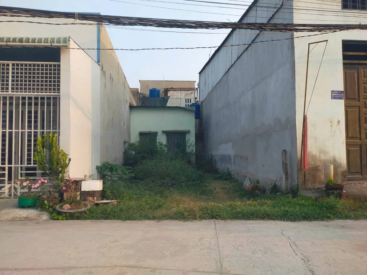 Bán lô đất 90m² đường bê tông gần chợ đình, Mỹ Hạnh Bắc - Ảnh 1