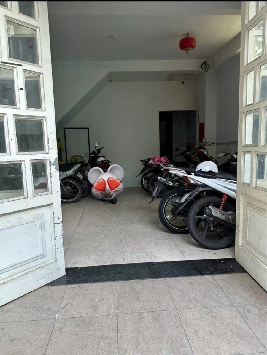 Bán nhà 5 tầng CHDV 8 phòng, 65m2, thu nhập 37 triệu/tháng, đường số 41 Quận 4 - Ảnh thu nhỏ 2