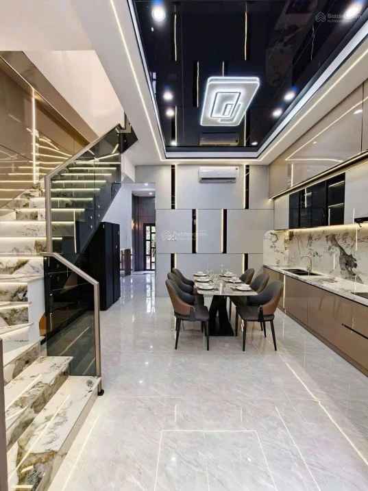 Bán nhà gần Sân Bay, Quận Gò Vấp, Giá 3 Tỷ 360, 42m2, sổ chính chủ, đang cho thuê 18tr/tháng - Ảnh thu nhỏ 2