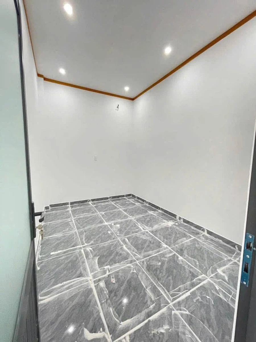 Nhà trệt lầu 3PN 130m² 2 tỷ 150 triệu Bình Chánh - Ảnh thu nhỏ 2