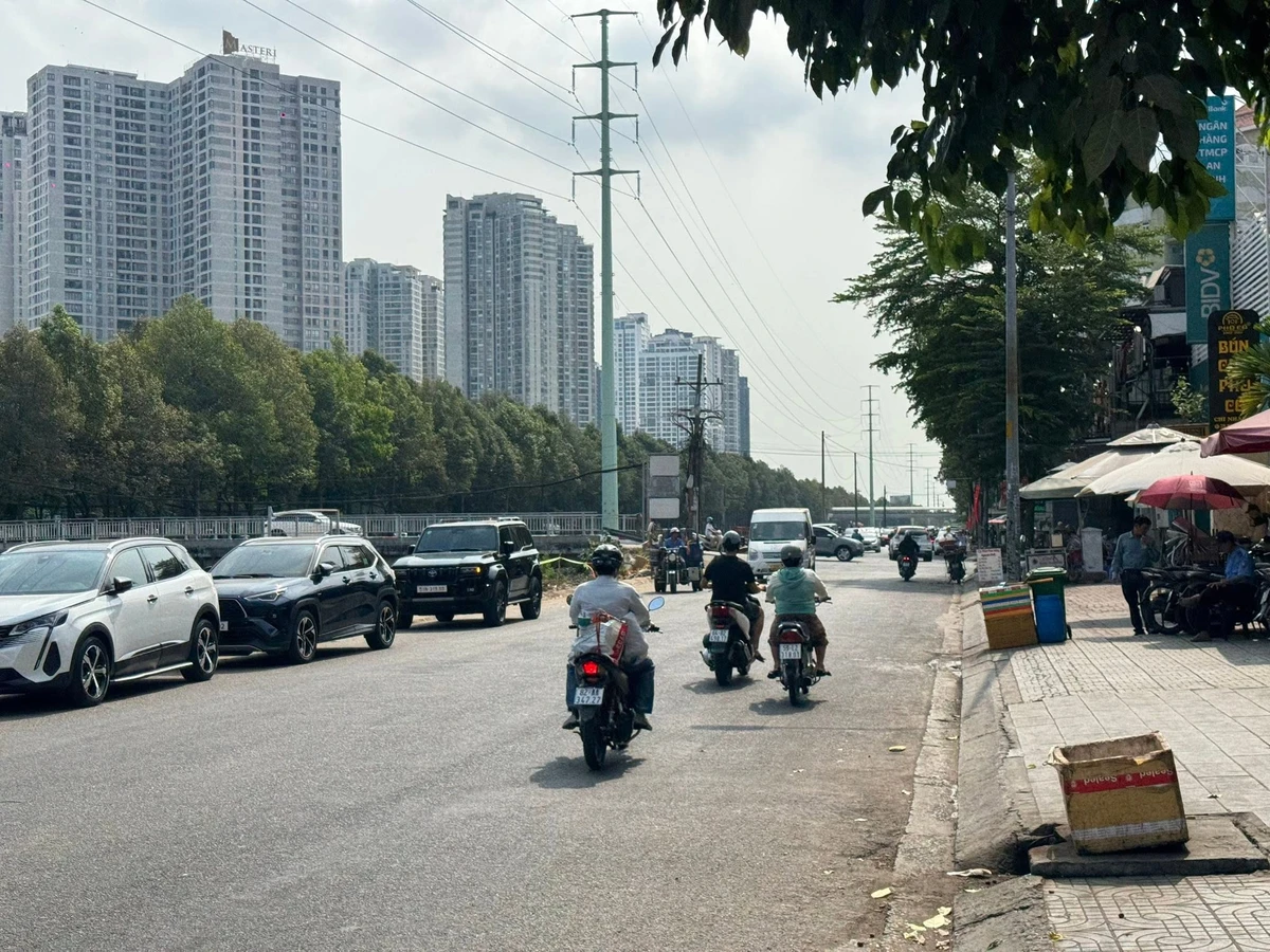 Bán mặt đường An Khánh Q2, 377m2, 70 tỷ - Ảnh thu nhỏ 2