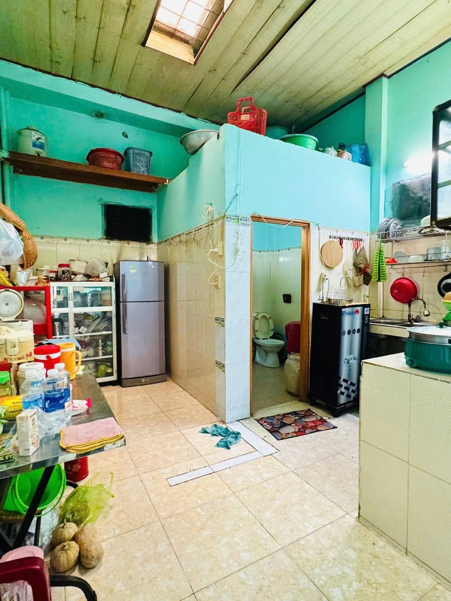 Bán nhà hẻm khủng 80m² đường Bùi Tư Toàn, Bình Tân, giá hơn 4 tỷ - Ảnh thu nhỏ 2