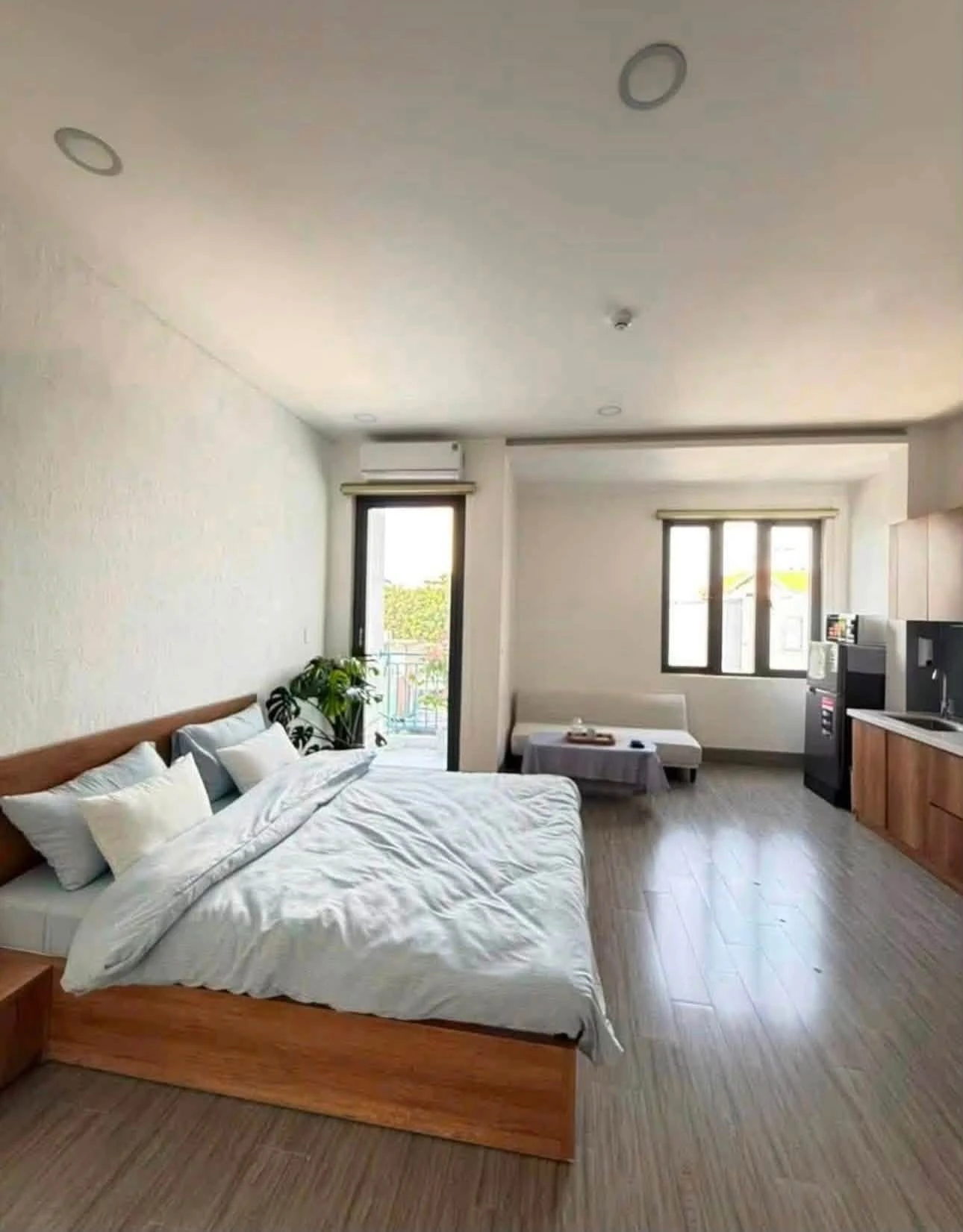 Bán tòa căn hộ 5 tầng 70m² đường Hùng Vương, Đà Nẵng, giá 8 tỷ - Ảnh 1
