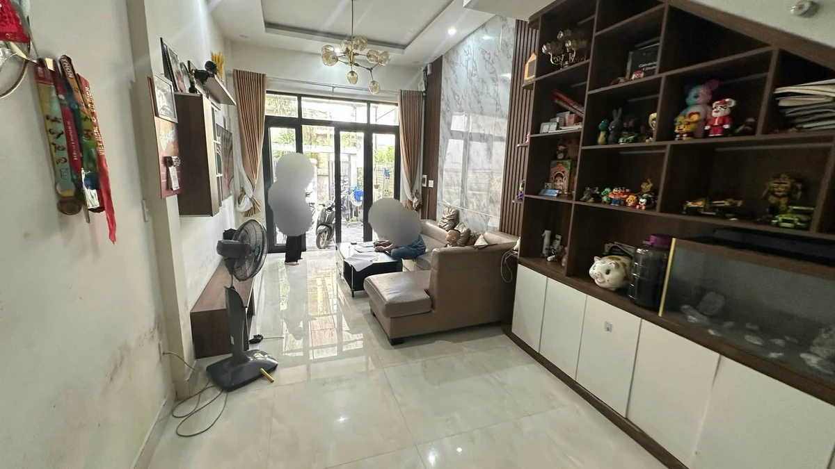 Bán nhà 2 tầng mặt tiền 107m2 Phan Chu Trinh, Huế - 3,8 tỷ - Ảnh thu nhỏ 4