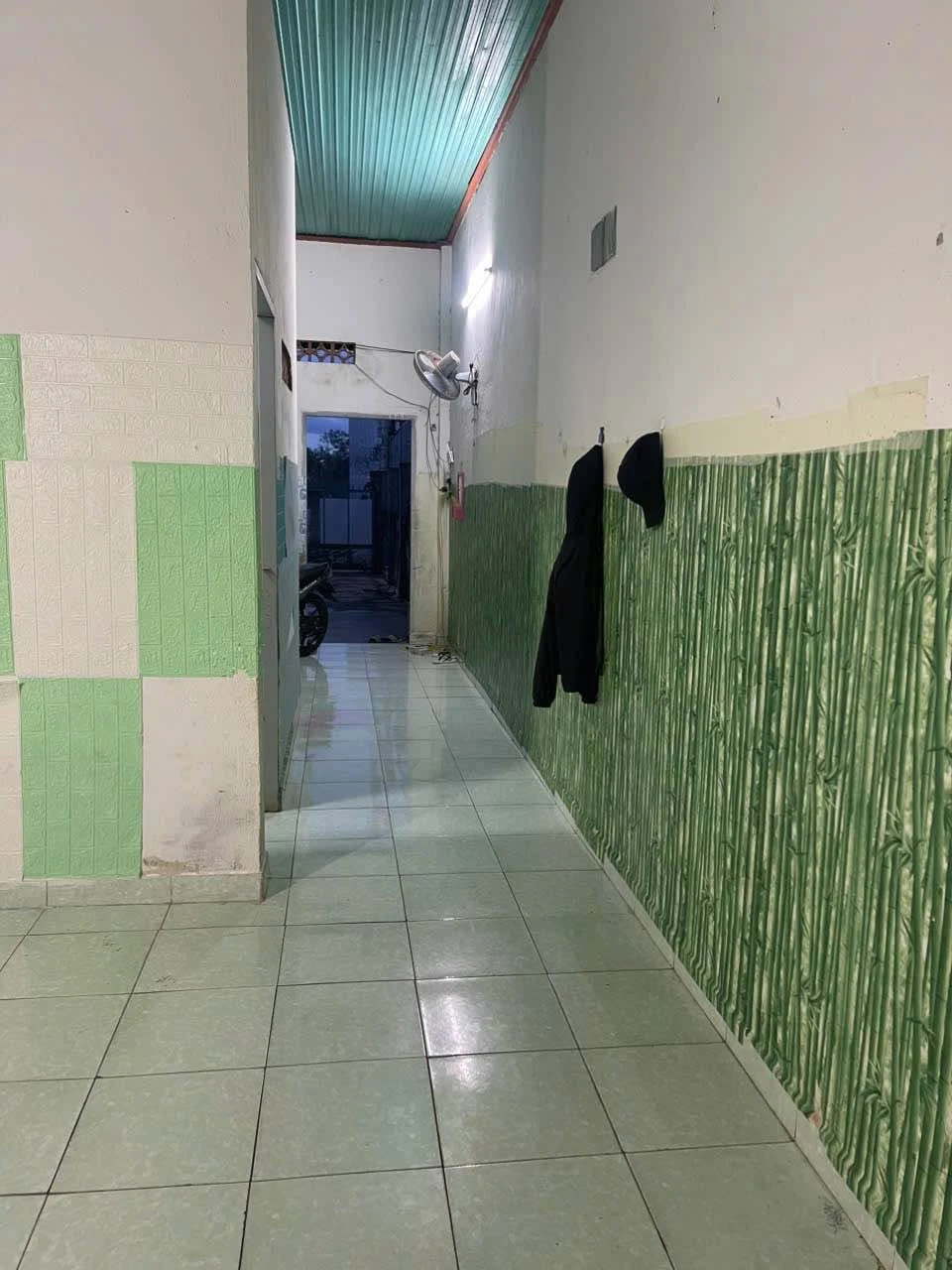 Bán nhà hẻm 91 Trần Quý Cáp, 150m², 2 tỷ 650 triệu - Ảnh 1