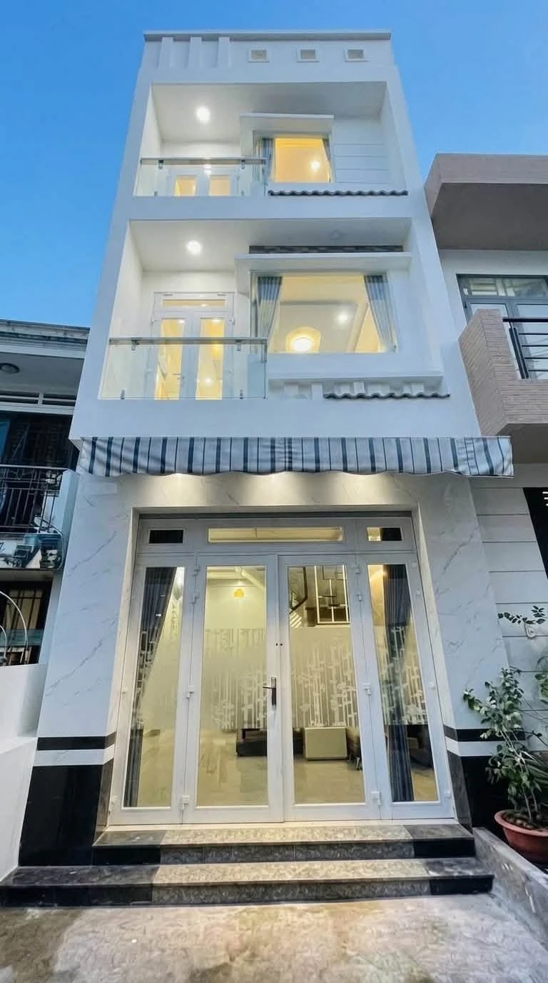 Bán nhà phố 5x11m 1 trệt 2 lầu 4PN hẻm 6m khu Gò Xoài, Bình Tân - Ảnh 1