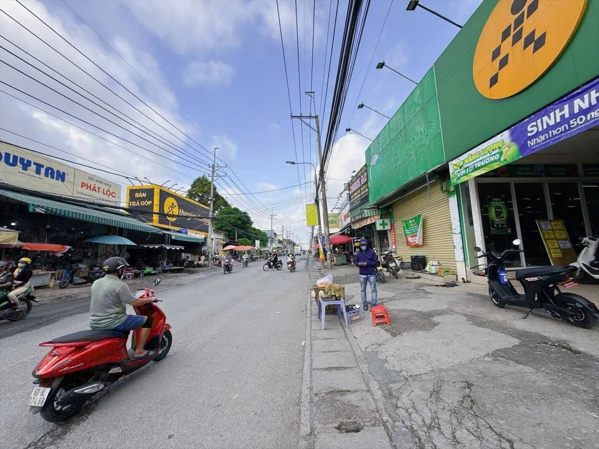 Bán shophouse mặt tiền 306m2 đường 768 KCN Thạnh Phú 16.5 tỷ - Ảnh thu nhỏ 5