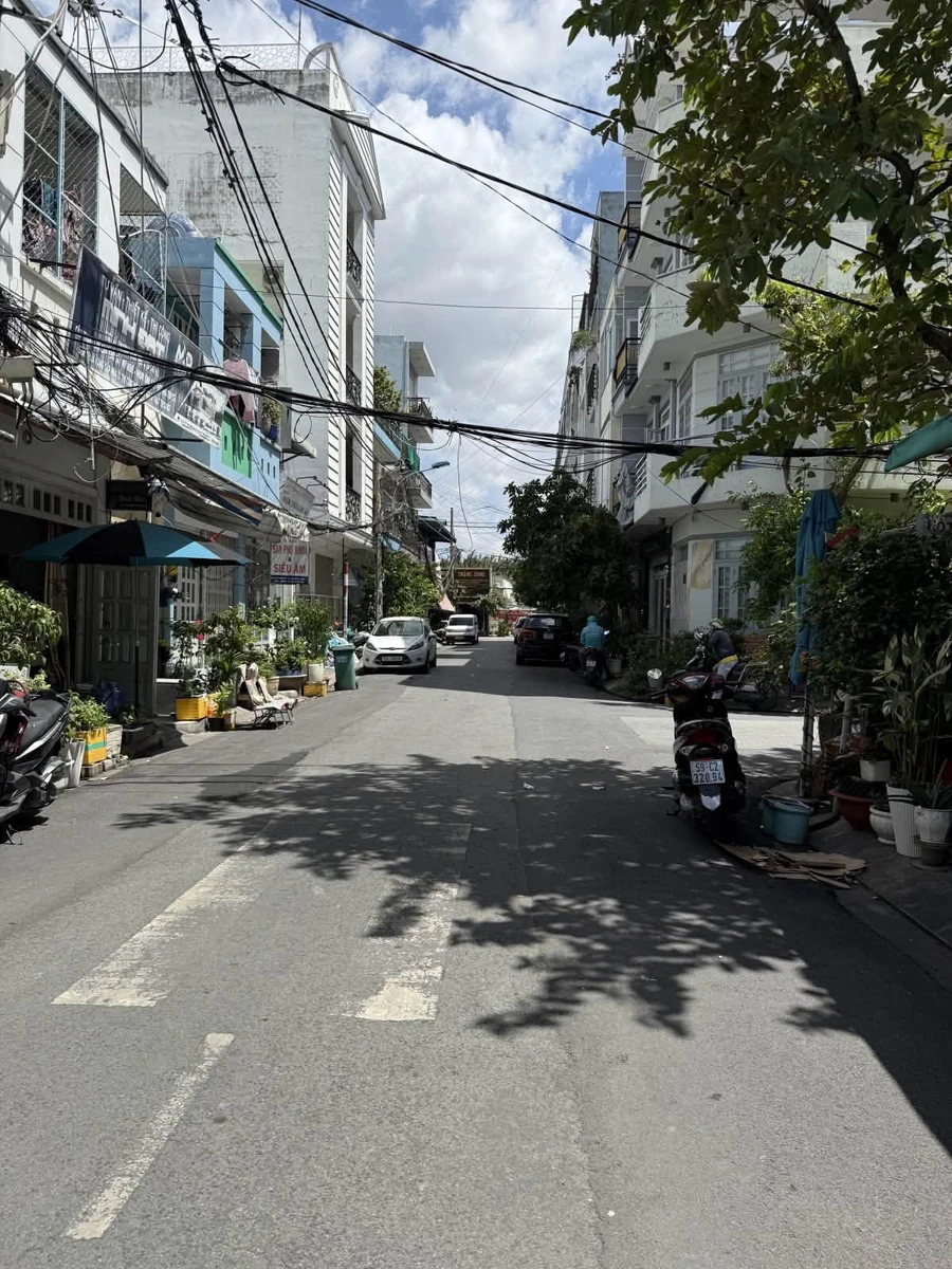 Bán lô góc hai mặt tiền 200m² Bạch Đằng Đà Lạt 6.5 tỷ o876 - Ảnh 1