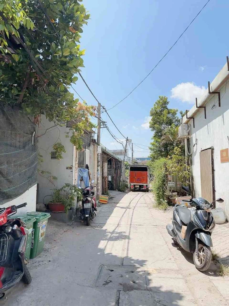 Bán nhà hẻm ô tô 83m2 gần cầu Bưng, Lê Trọng Tấn, Tân Phú, nhỉnh 5 tỷ - Ảnh thu nhỏ 3