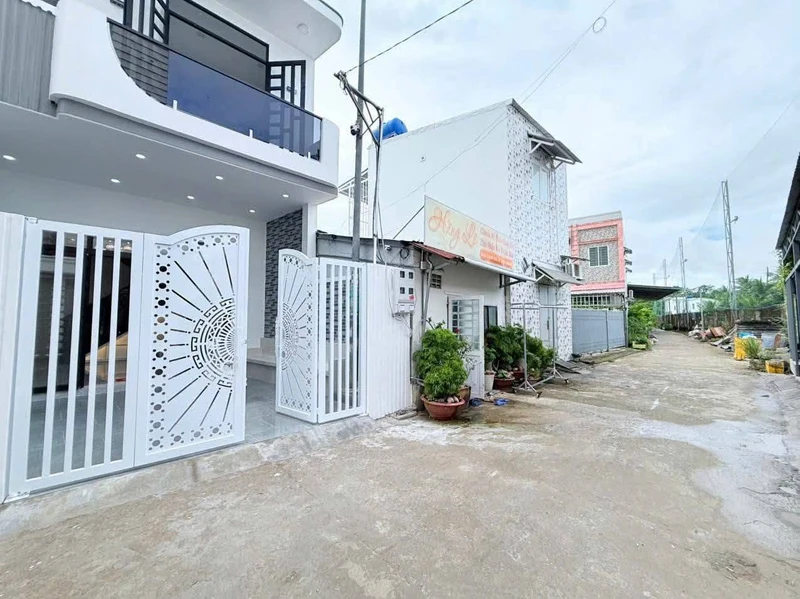 Bán nhà phố 2 mặt tiền 4.9x18m Rạch Giá 2.96 tỷ