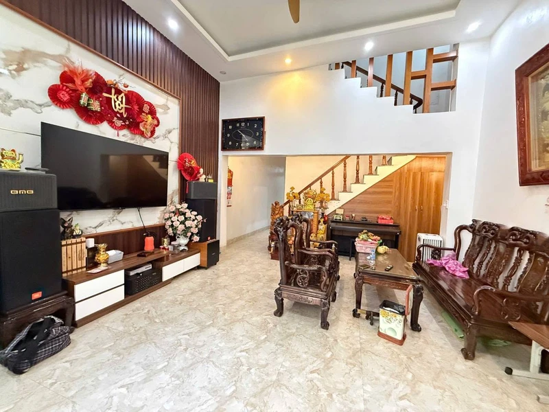 Bán nhà 3 tầng 80m2 Đông Thọ gần 3 tỷ