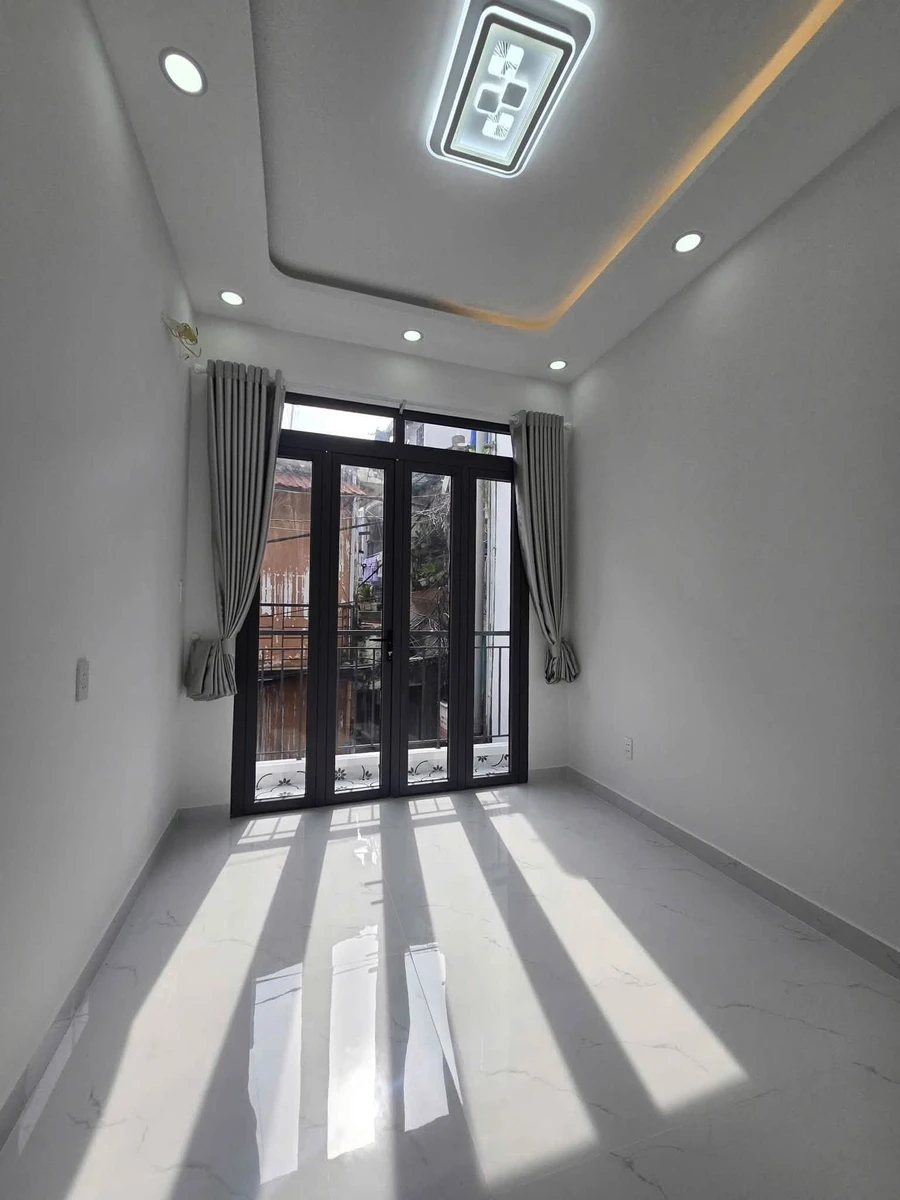 Bán nhà 3PN 2WC, 48m², Lạc Long Quân, Tân Bình - Ảnh thu nhỏ 3