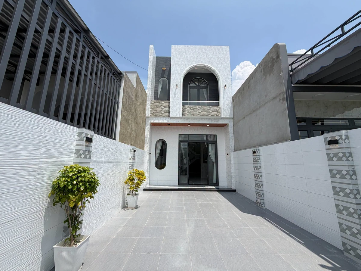 Nhà lầu bán Tây Ninh, 3PN, 130m², 1,89 tỷ - Ảnh 1