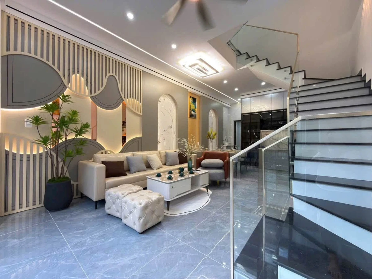 Bán nhà 3 tầng 61m² chỉ 5.6 tỷ Thái Thị Bôi - Ảnh thu nhỏ 3