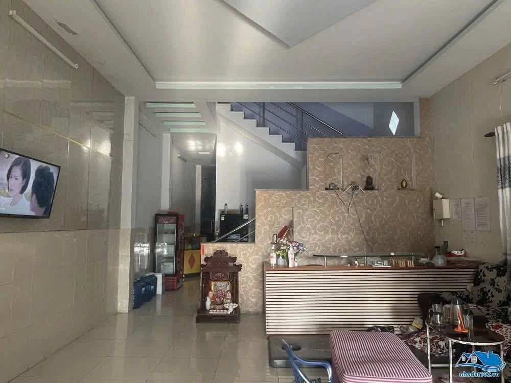 Bán khách sạn 164,3m² đường Nguyễn Trung Trực, Rạch Giá, 5 tỷ - Ảnh thu nhỏ 2
