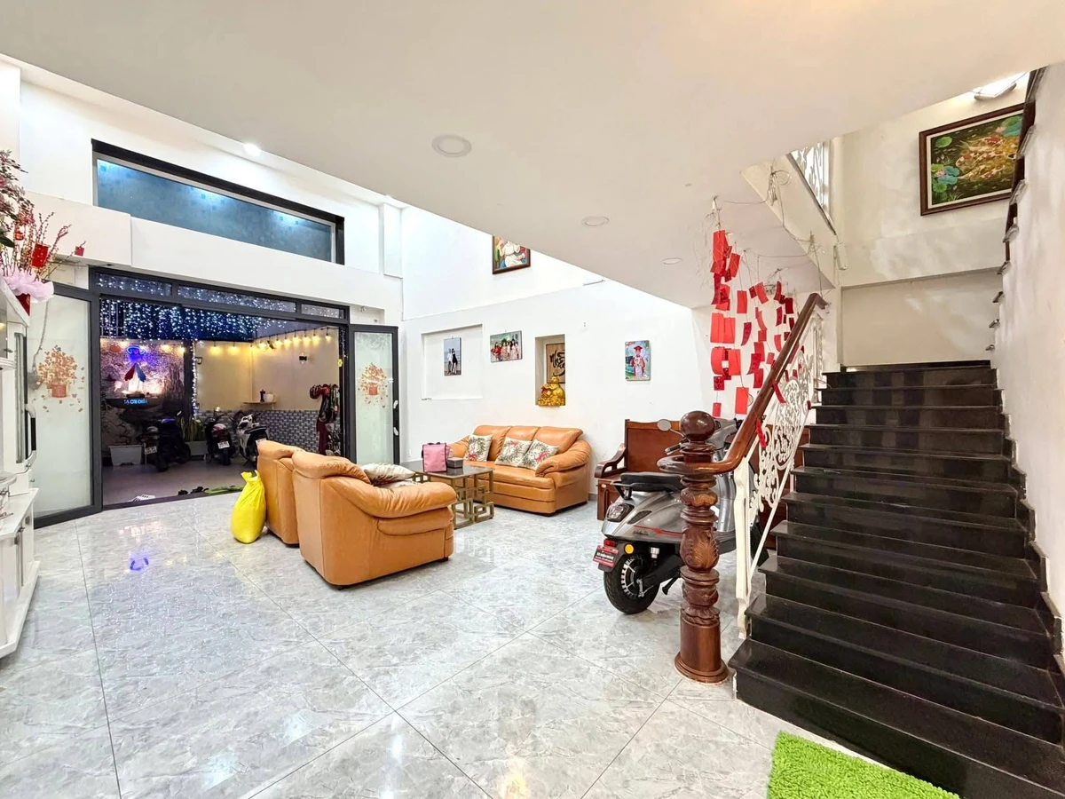 Bán nhà 125m2, 5 tầng, gara ô tô, Nguyễn Kiệm - Ảnh thu nhỏ 2