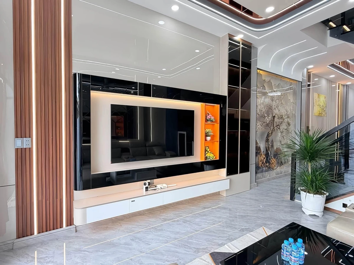 Bán nhà liền kề 3PN 100m² nội thất cao cấp Dĩ An Bình Dương - Ảnh thu nhỏ 4
