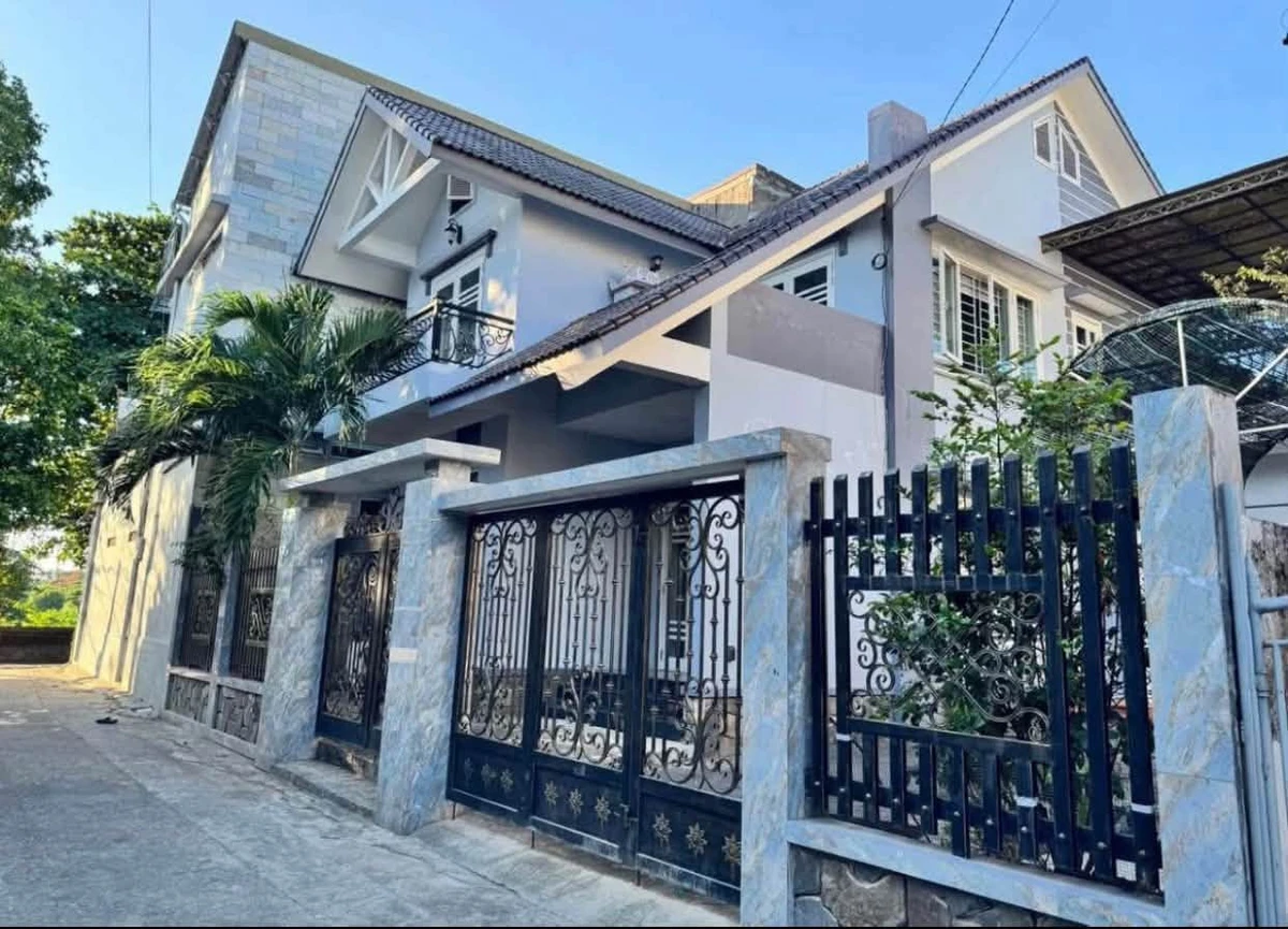 Bán biệt thự sân vườn 2 tầng 200m² Nhật Lệ Huế 7.2 tỷ - Ảnh thu nhỏ 2