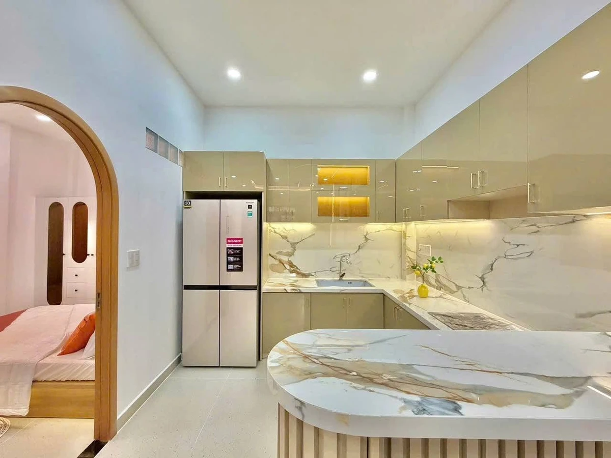 Bán nhà trệt 2 lầu sân thượng 4PN 5WC full nội thất gần Nơ Trang Long, Bình Thạnh giá 6,94 tỷ - Ảnh thu nhỏ 4