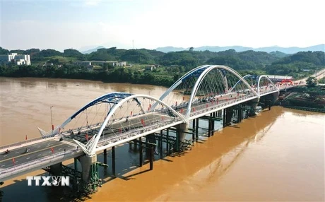 Bán mảnh đất 1 mặt tiền đường, 1 mặt view Sông Hồng - Ảnh thu nhỏ 3