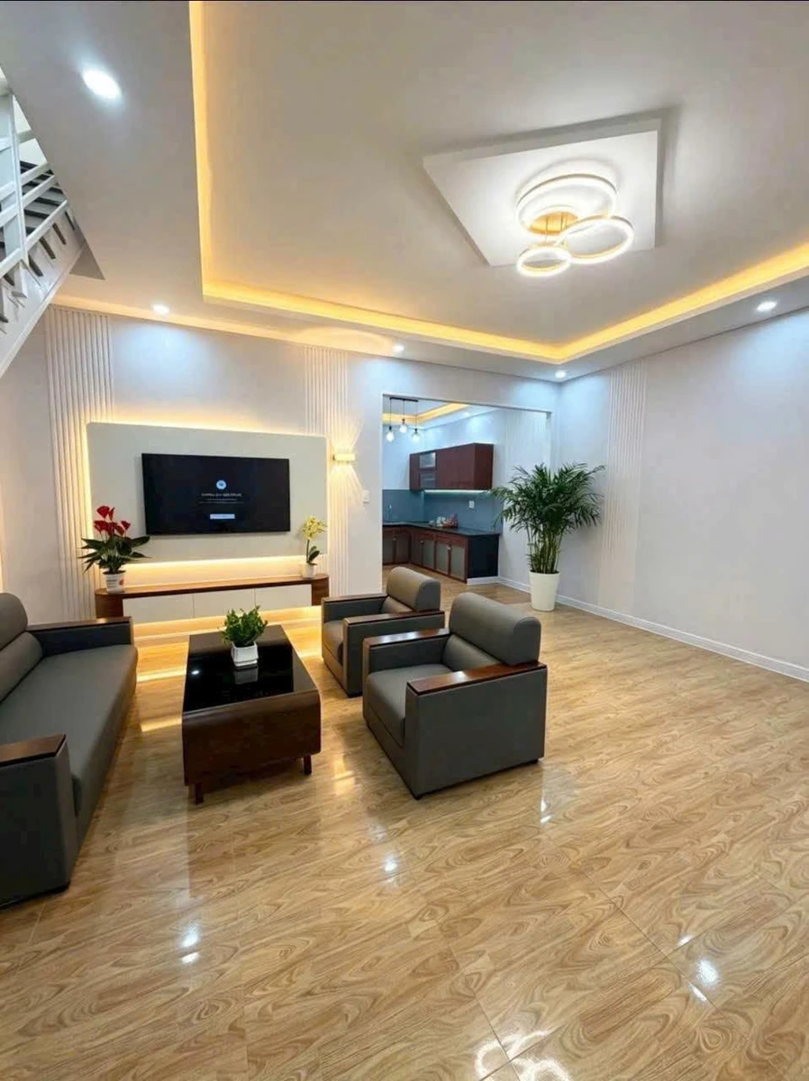 Bán nhà 5 phòng ngủ 90m² Đà Lạt 2 tỷ 720 - Ảnh 1