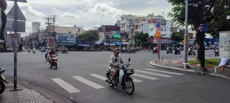 Bán shophouse mặt tiền Phạm Văn Khỏe 48m² Quận 6