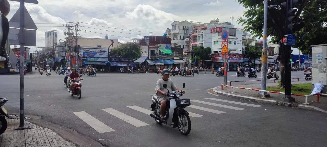 Bán shophouse mặt tiền Phạm Văn Khỏe 48m² Quận 6 - Ảnh 1