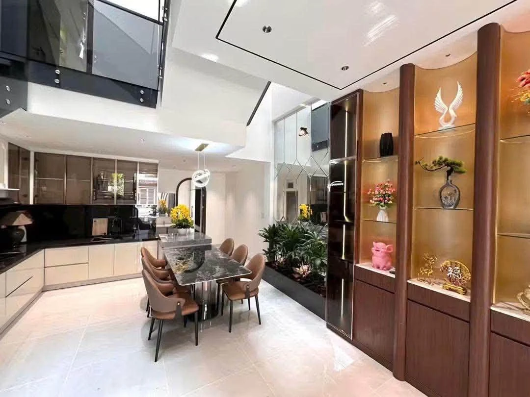 Bán nhà 3 tầng 4PN, 112m2, mặt tiền 6m, Bình Chánh - Ảnh thu nhỏ 4