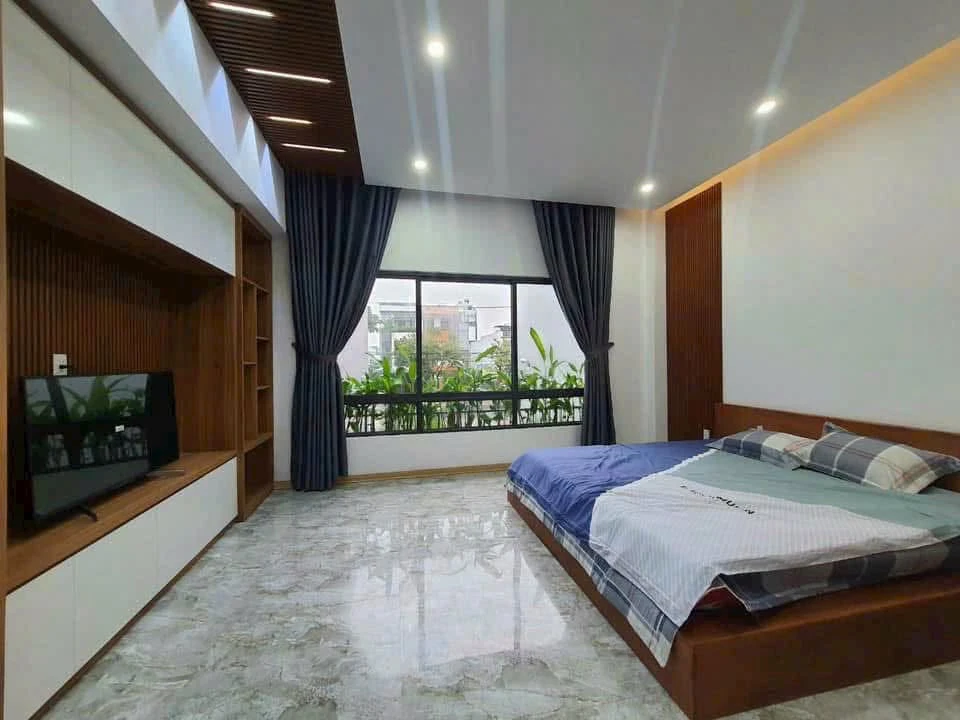 Bán nhà 3 tầng mặt tiền Huỳnh Ngọc Đủ, Đà Nẵng, 100m2, 7,5 tỷ - Ảnh thu nhỏ 5