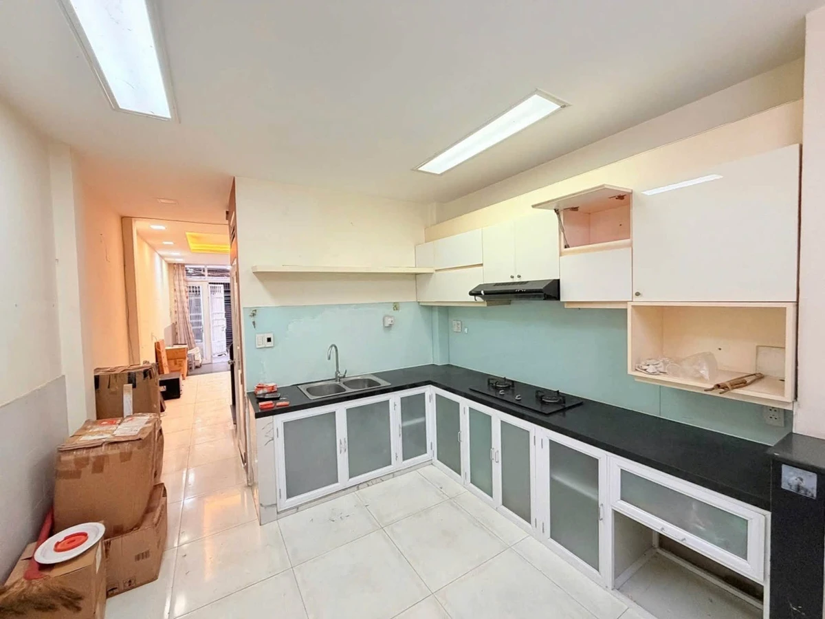 Bán nhà 4 tầng 43m2, 4PN đường Hòa Hưng, Quận 10 giá 6,78 tỷ - Ảnh thu nhỏ 3