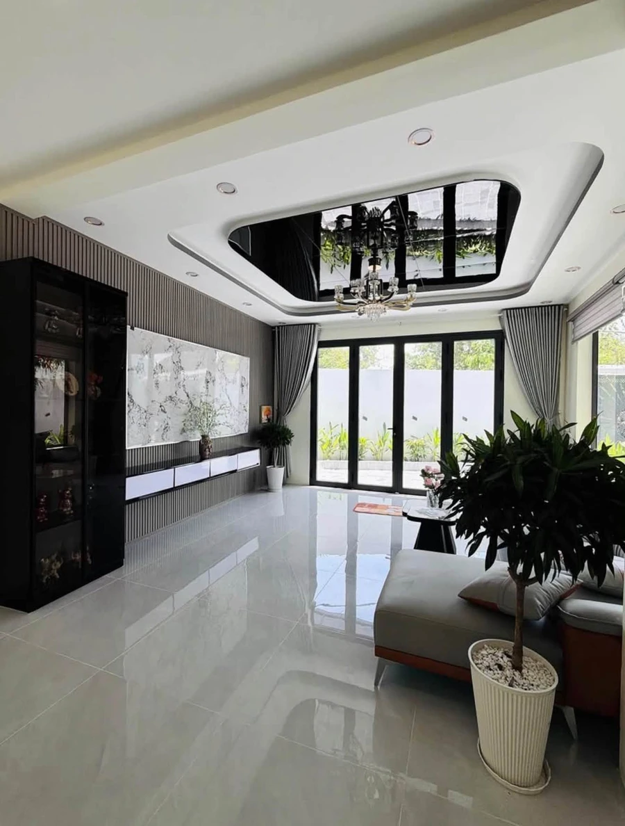 Biệt thự góc 1 trệt 1 lầu view sông 210m2, Quận 4 - Ảnh thu nhỏ 5