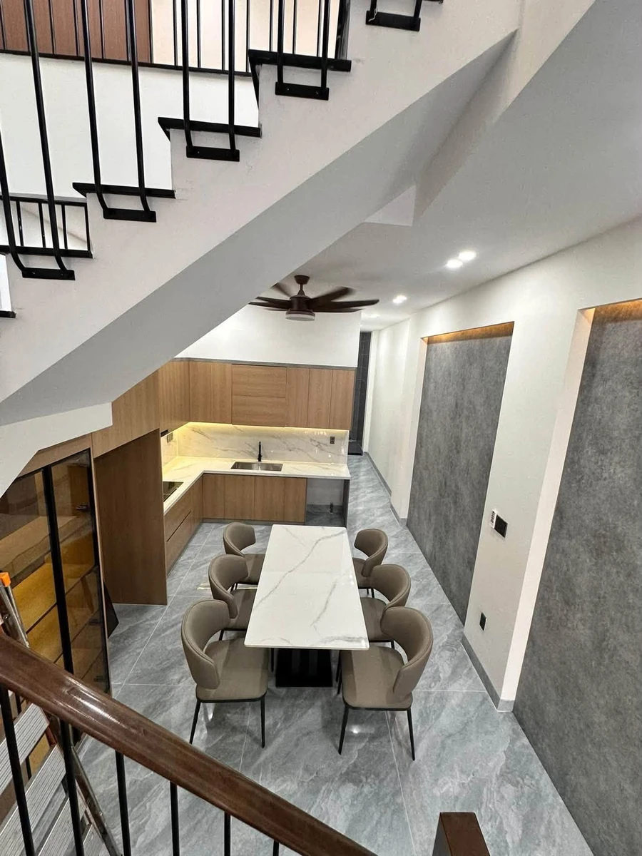 Bán nhà 3PN, 100m² full nội thất Dĩ An - Ảnh thu nhỏ 5