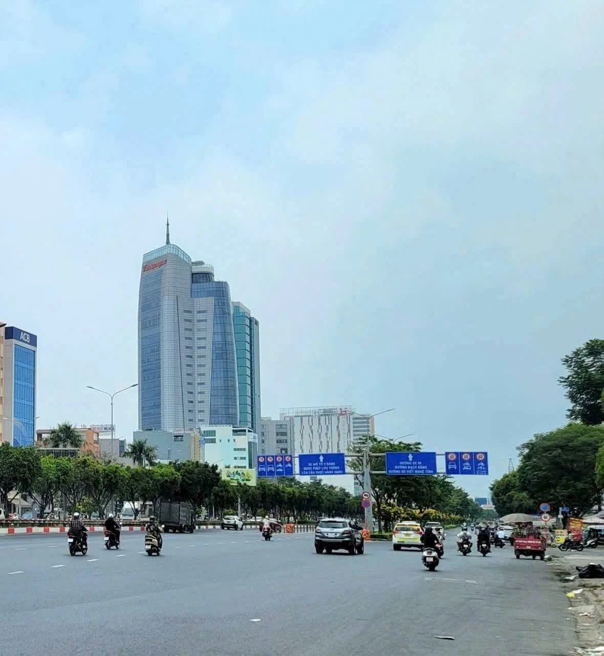 Bán nhà cũ 73.8m² hẻm xe tải sát Điện Biên Phủ, Phường 25, Bình Thạnh - Ảnh 1