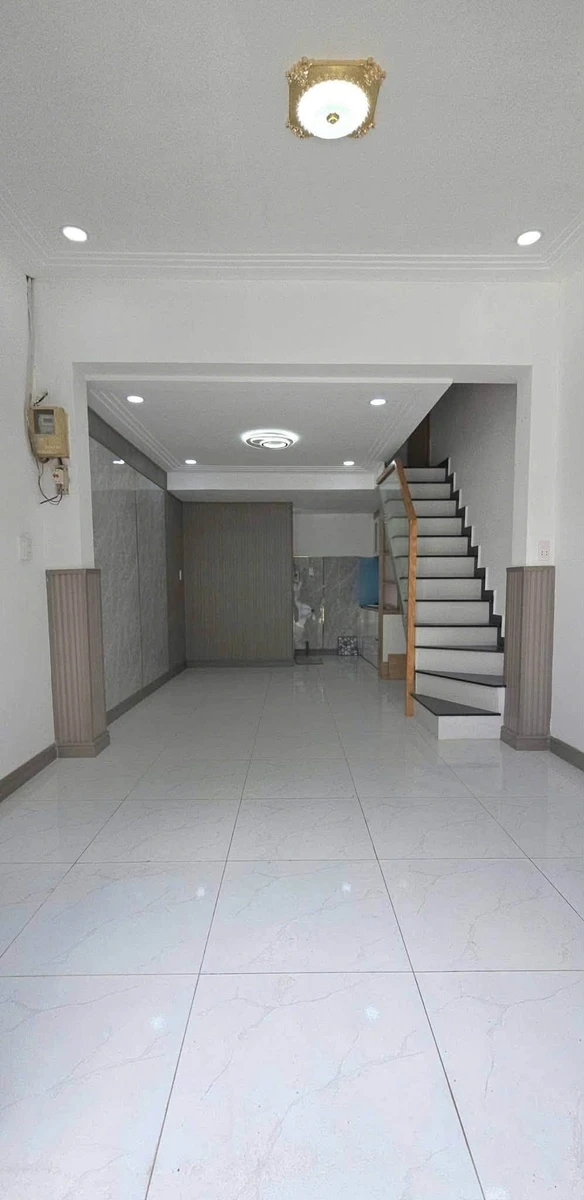 Bán nhà mặt tiền nhánh HT44, 3,5x7,6m, 2 phòng ngủ, giá 1,35 tỷ, Tân Thới Hiệp, Quận 12 - Ảnh thu nhỏ 2