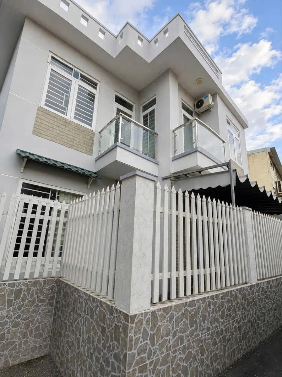 Bán nhà 2 tầng 56m² đường Võ Văn Ngân, Linh Chiểu, Thủ Đức giá 5 tỷ - Ảnh 1